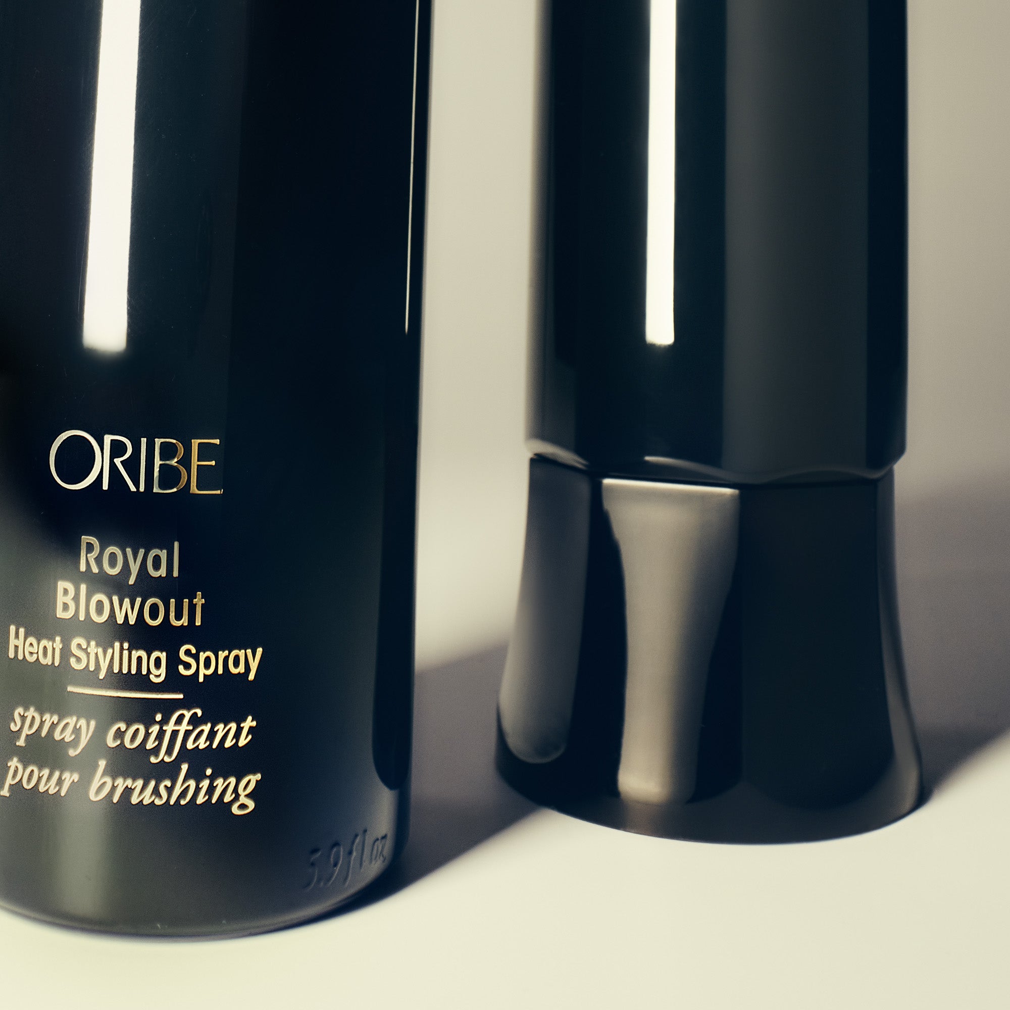 Oribe Royal Blowout Heat Styling Spray beeld 2