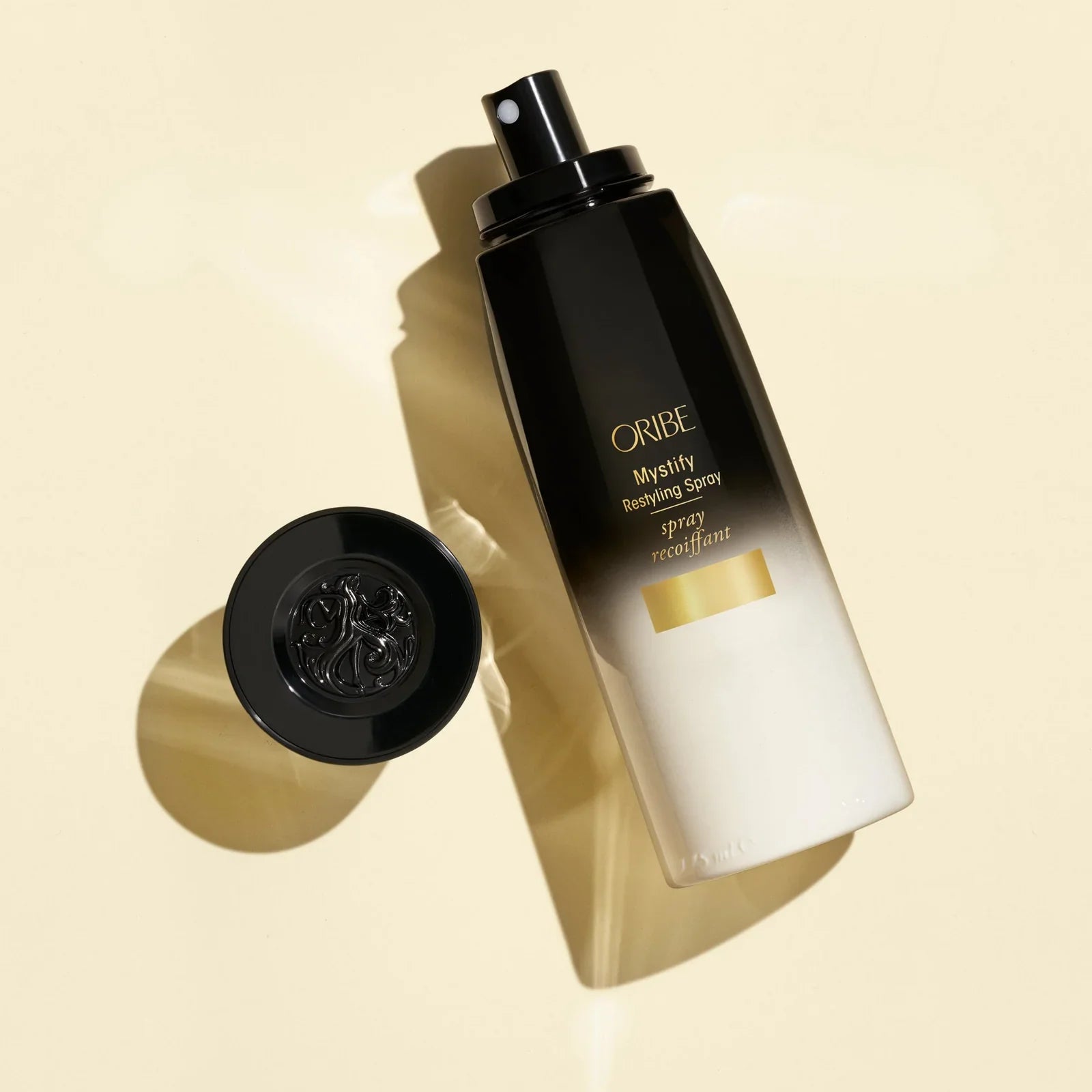 Oribe Mystify Restyling Spray beeld 2
