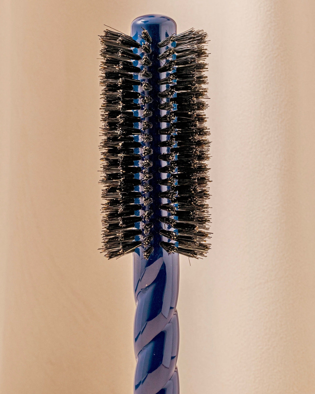 La Bonne Brosse N.05 Round Blowout Brush 48 mm Volume & Style Blueberry